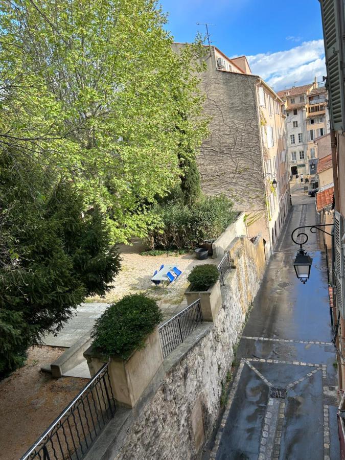 Un Moment Suspendu Aix-en-Provence